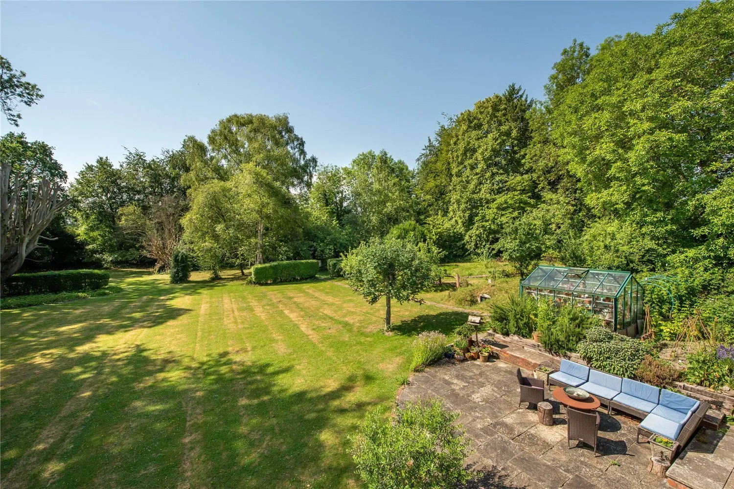 Pebblehill Road, Betchworth, RH3 photo 6