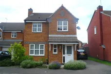 Harvey Close, Raunds, WELLINGBOROUGH