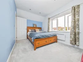 Blenheim Drive, Colchester thumb 3