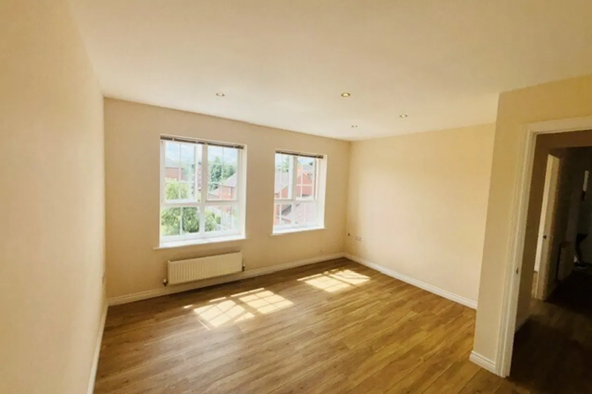 Whitcliffe Gardens, West Bridgford, NOTTINGHAM
