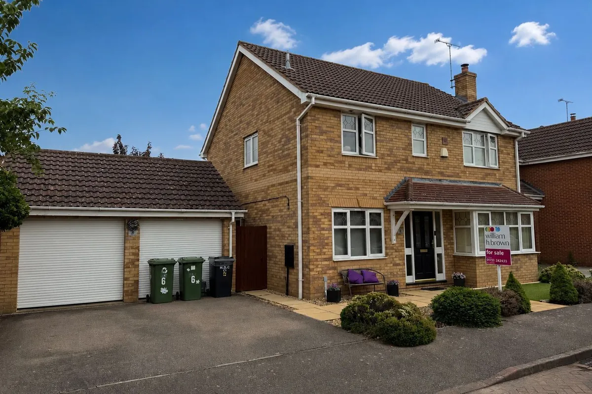 Ford Close, Yaxley, PETERBOROUGH