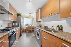 Academia Way, London