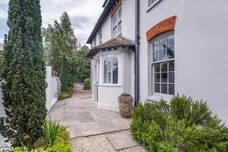 Murray Road, London, SW19 photo 51