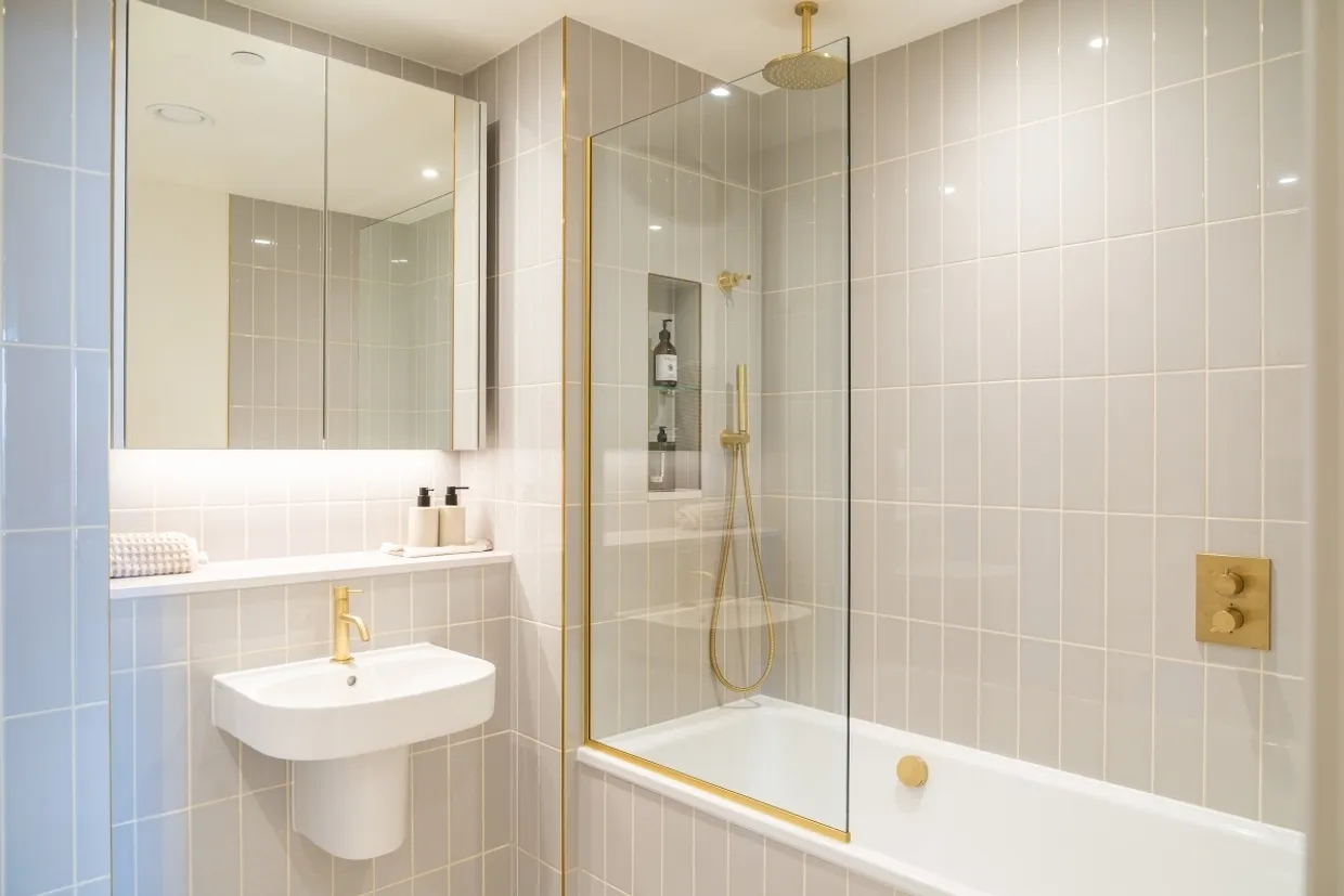 The Eades, 11 Selborne Road London E17 photo 3