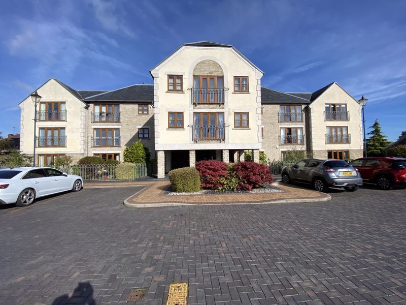 Arbury Mansions, Nuneaton Image 1