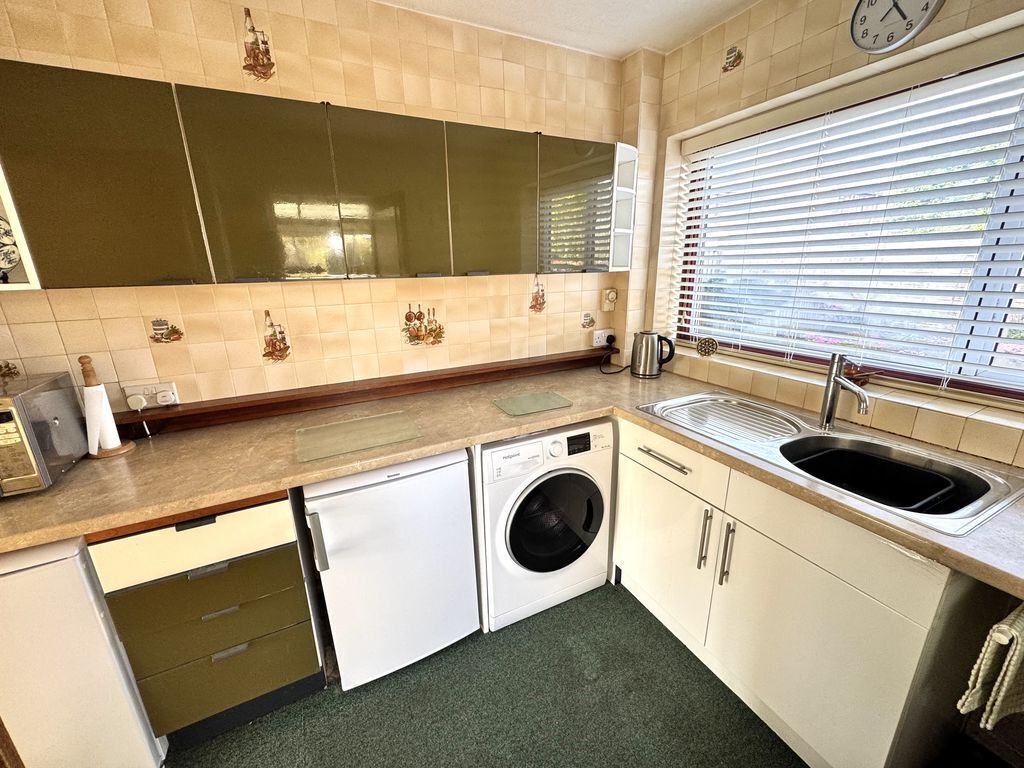 Stonewell Crescent, Whitestone, Nuneaton Image 3