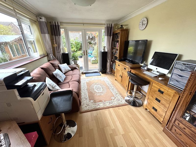 Burnham Rise, Nuneaton Image 8