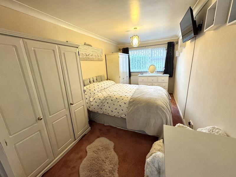 Burnham Rise, Nuneaton Image 12