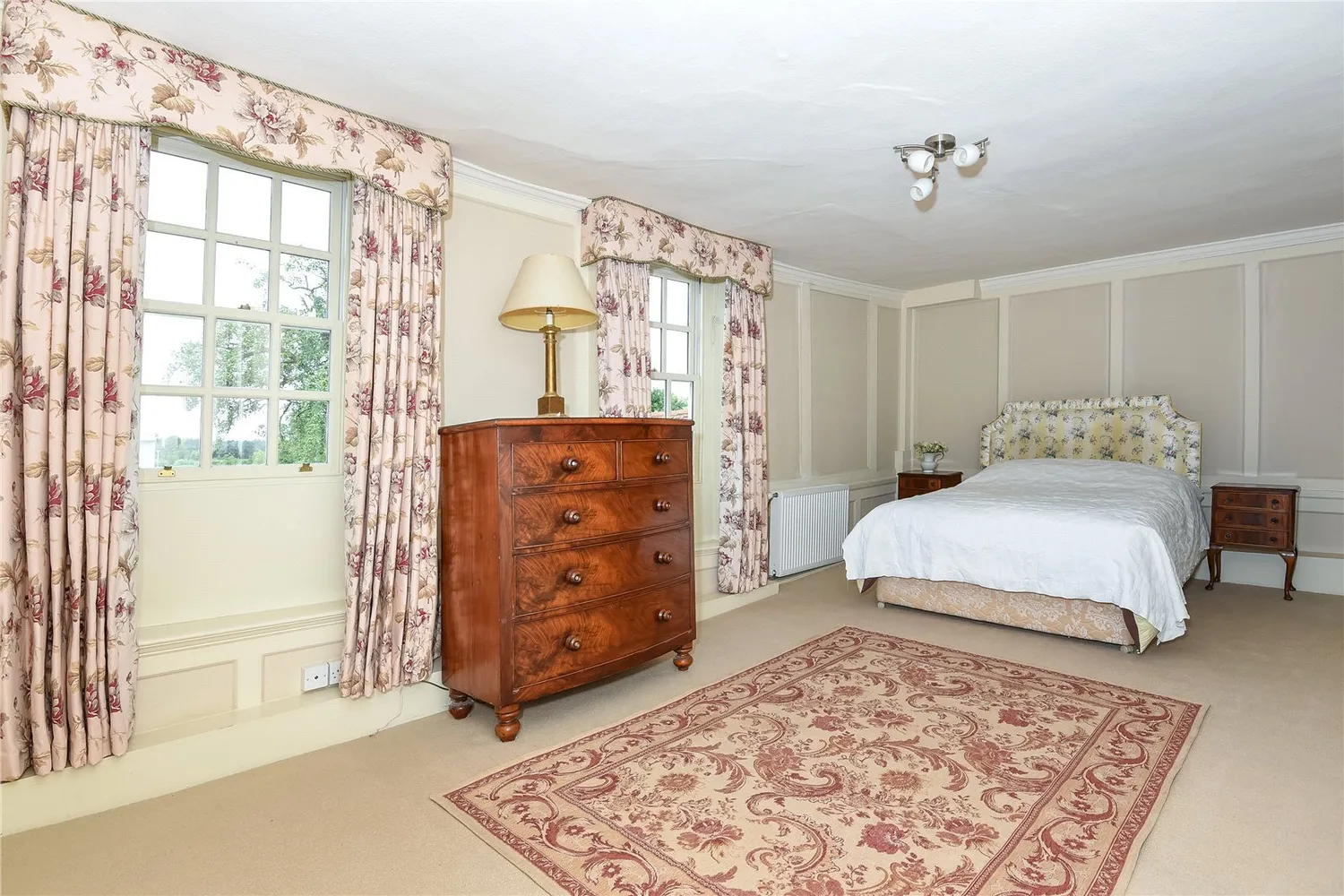 Moseleys Farm, Fornham All Saints, IP28 photo 8