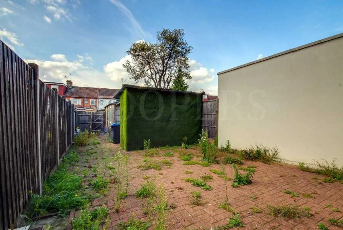 Avondale Avenue, London, NW2