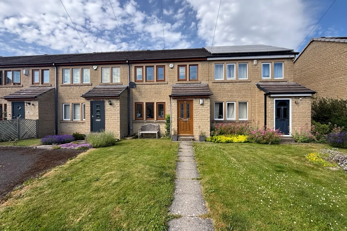 Cotswold Mews, Kirkburton, HUDDERSFIELD