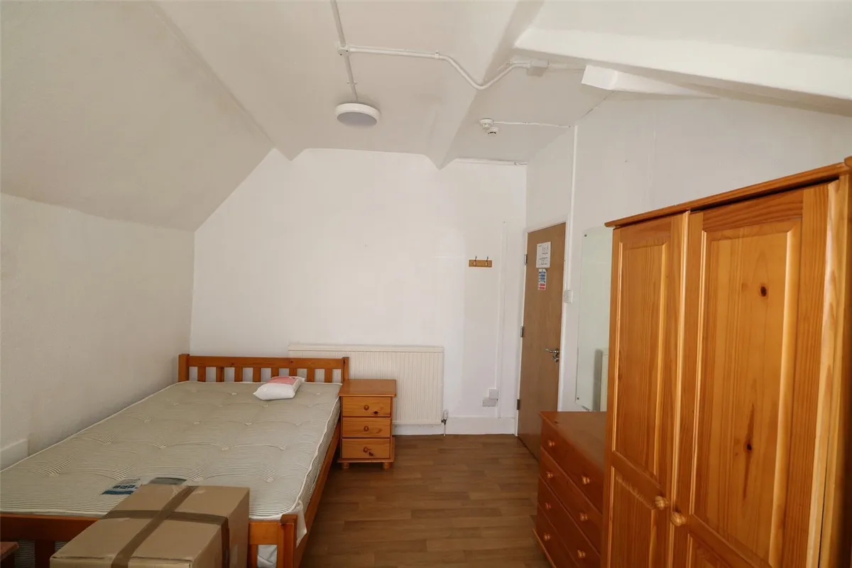 College Road, Bangor, Gwynedd, LL57