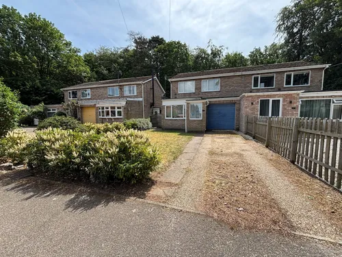 Saffron Close, Brandonphoto