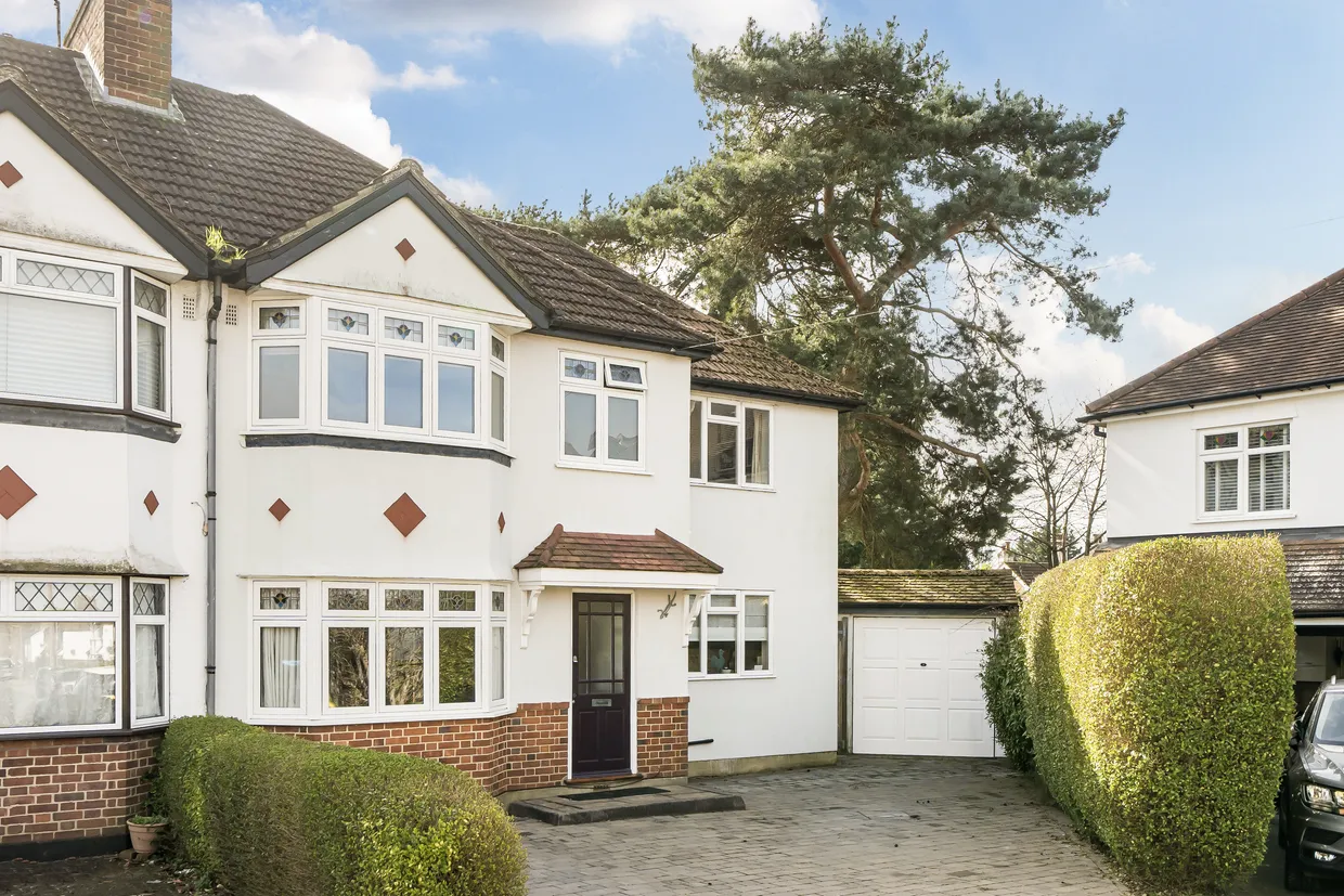 Spencer Road, Caterham, CR3 photo 1