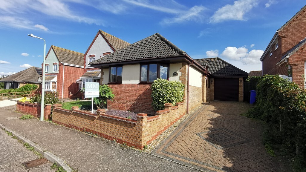 Nicholson Drive, Beccles Image 1