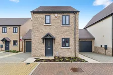 Edwards Way, Manea, March