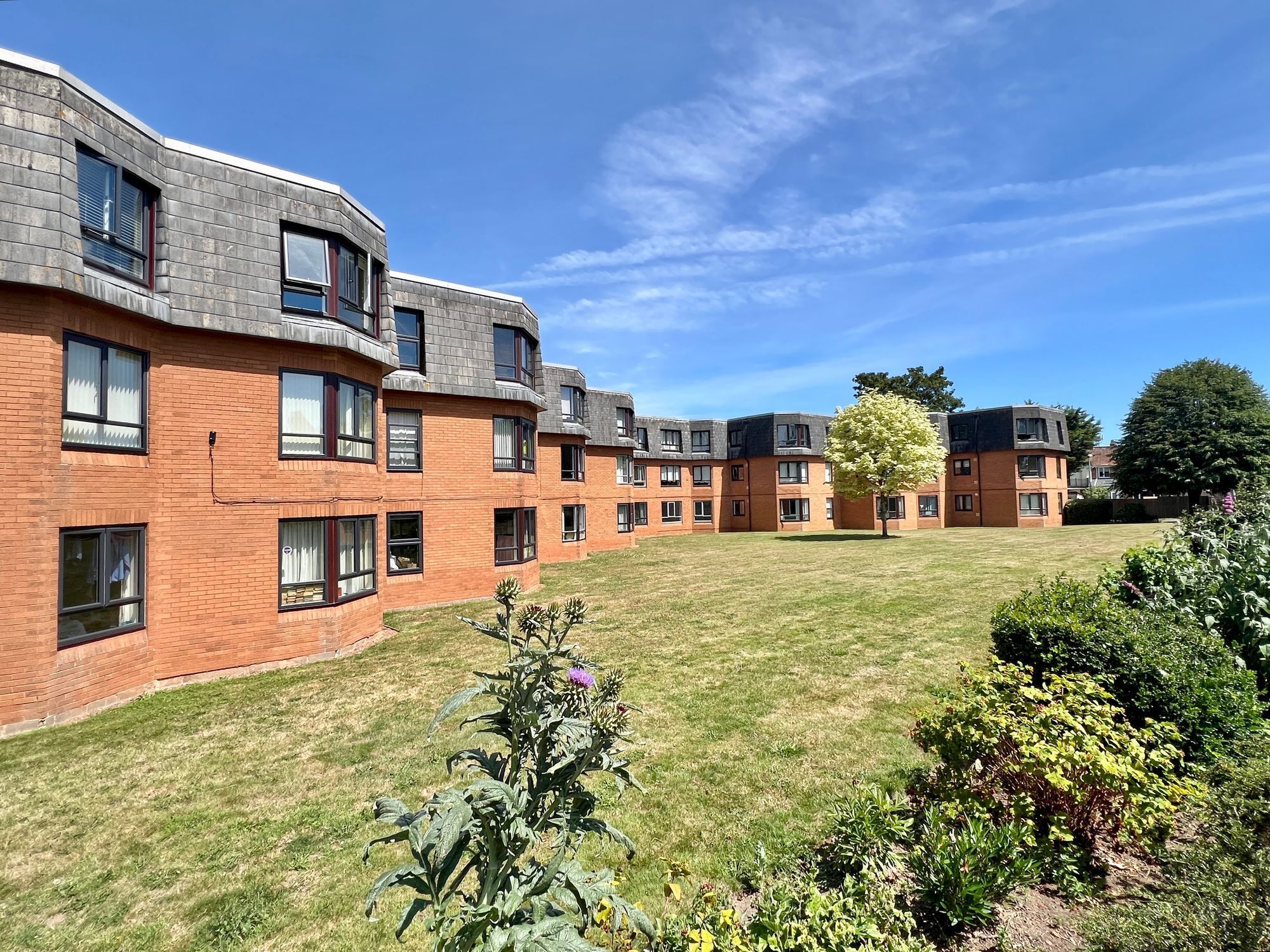French Weir Close, Summerfield Court, Taunton Image 1
