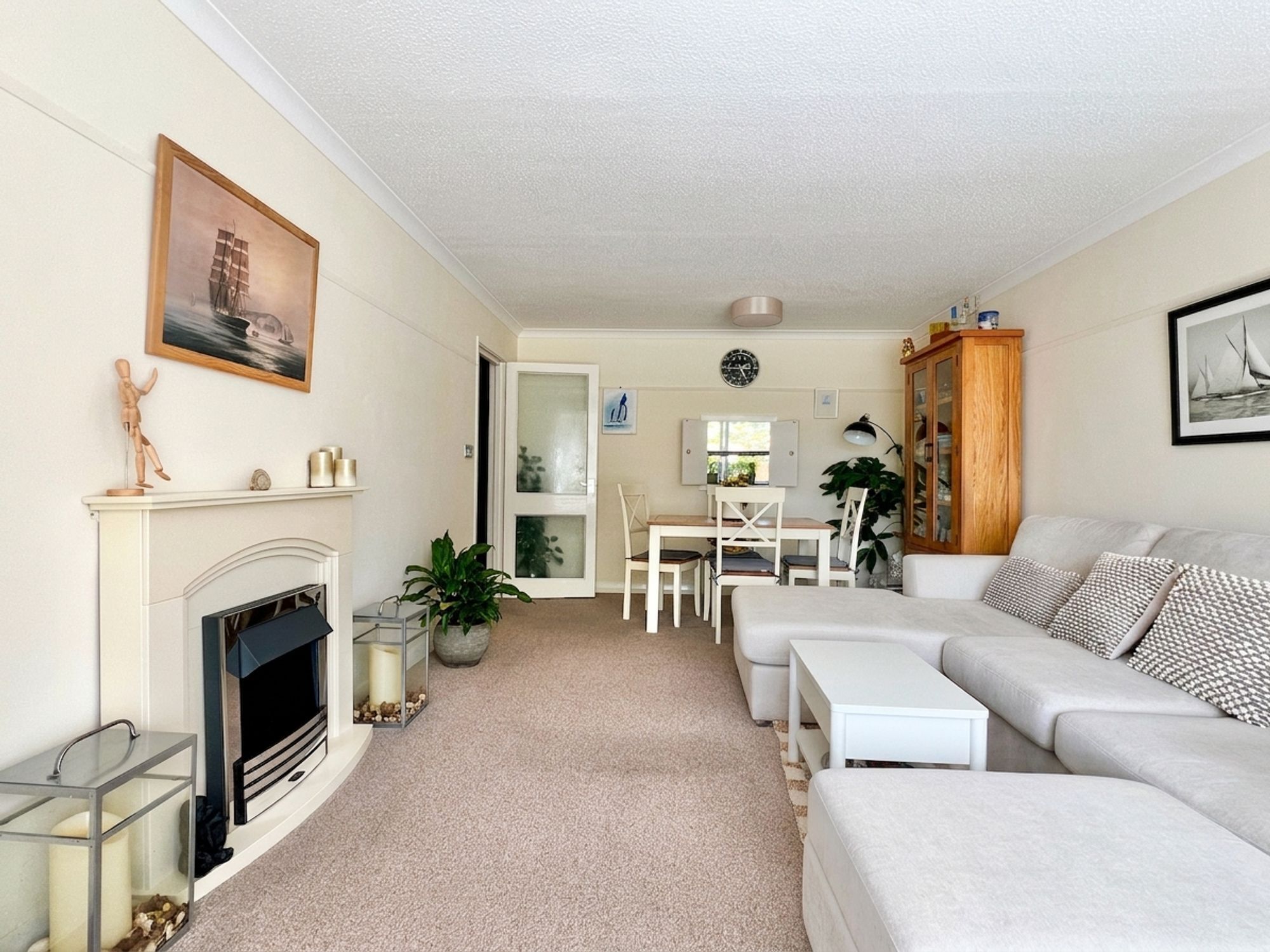 French Weir Close, Summerfield Court, Taunton Image 10