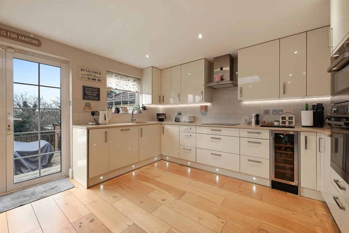 Alder Grove, London, NW2