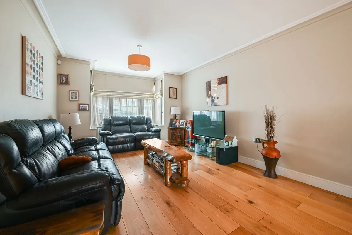 Alder Grove, London, NW2