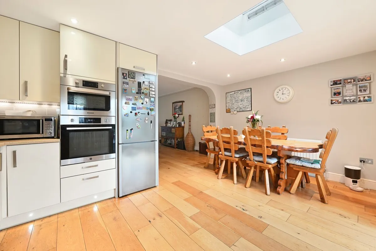 Alder Grove, London, NW2