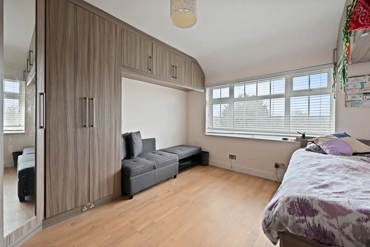 Alder Grove, London, NW2