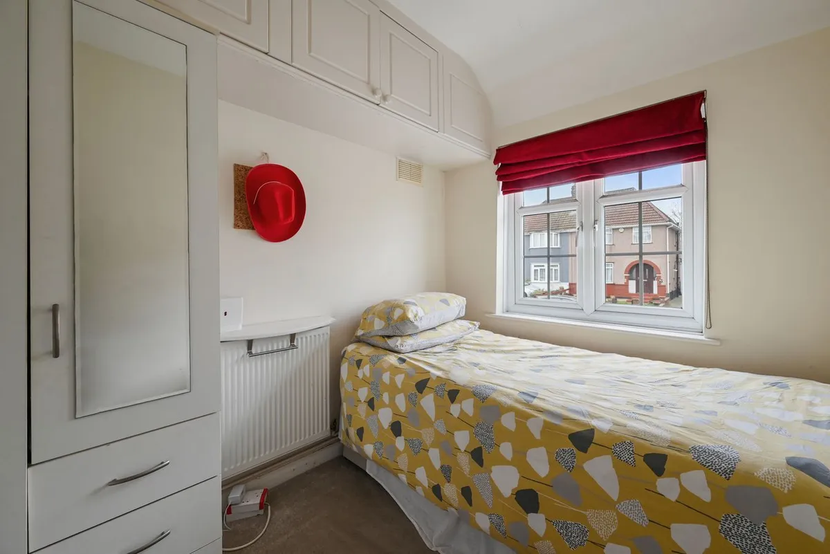 Alder Grove, London, NW2