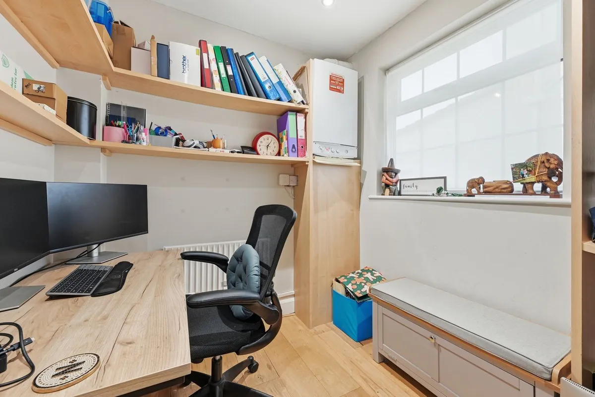 Alder Grove, London, NW2