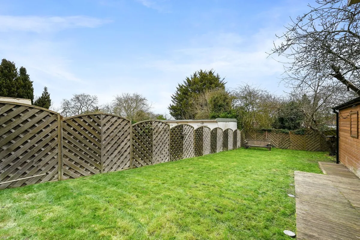 Alder Grove, London, NW2