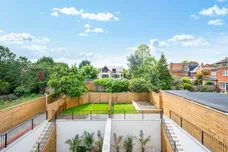Creswick Road, London