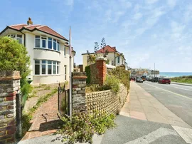 Marine Drive, Rottingdean, Brighton photo