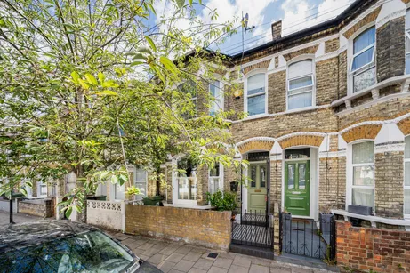 Corrance Road, London, SW2