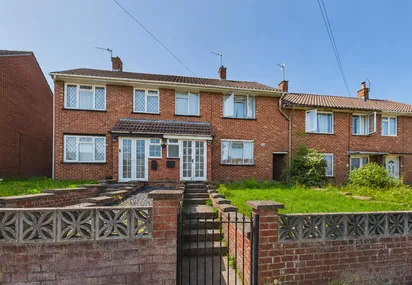 Mapleleaze, Brislington