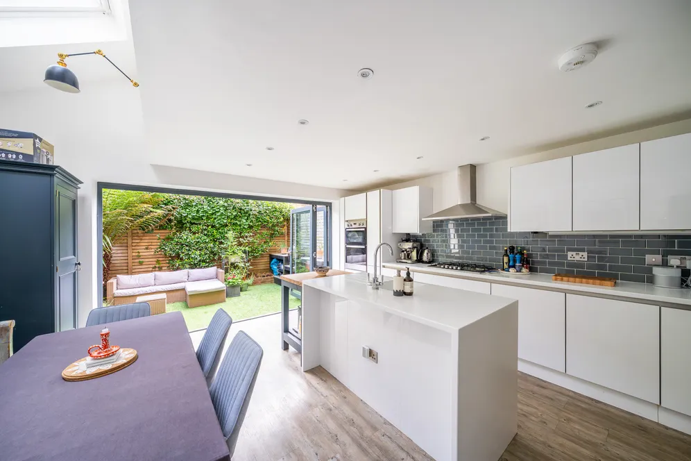 Corrance Road, London, SW2 photo 18