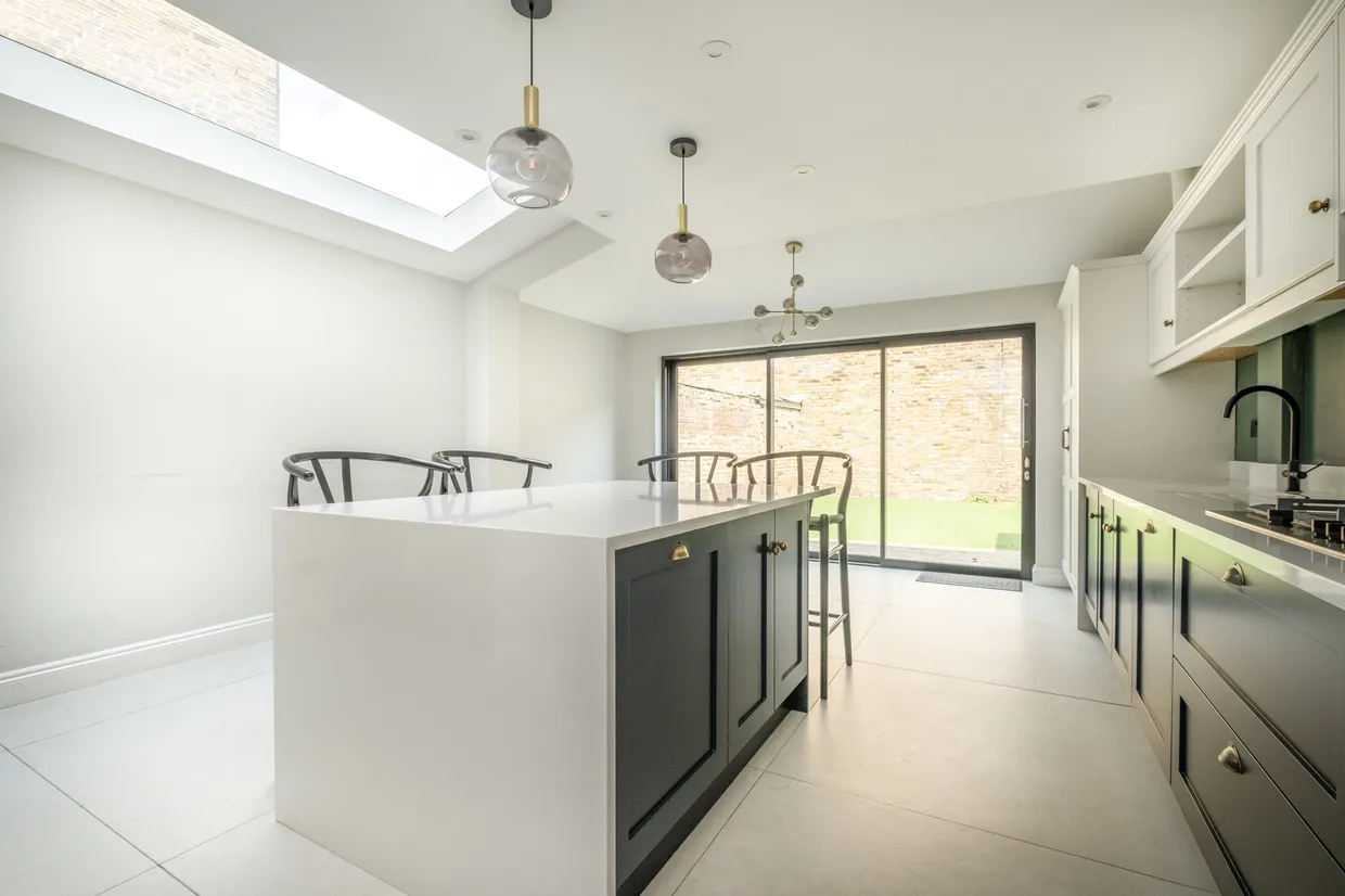 Devonshire Road, London, W4 photo 4