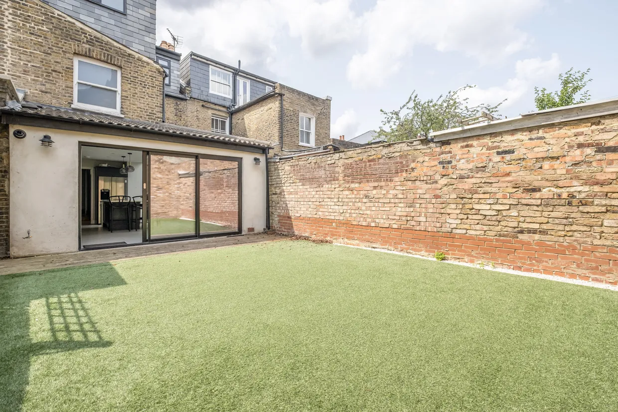 Devonshire Road, London, W4 photo 20
