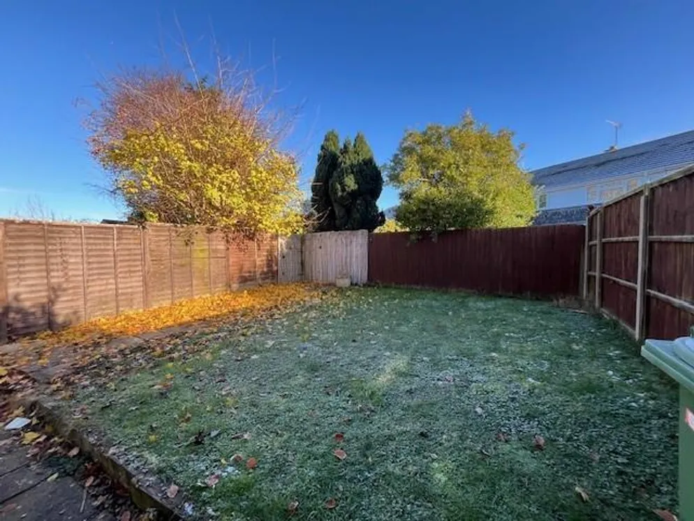 Property carousel item 12