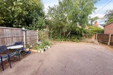 Leicester Road, LOUGHBOROUGH