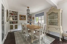 Winchester Close, Esher, KT10 photo 3