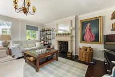 Winchester Close, Esher, KT10 photo 9