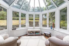 Winchester Close, Esher, KT10 photo 10