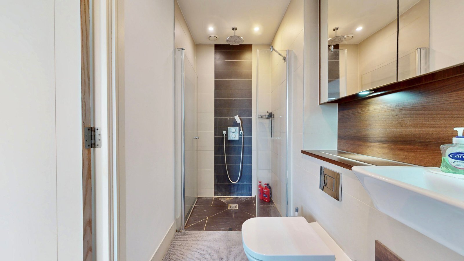 Surrey Quays Road, London, Greater London, SE16 Image 9