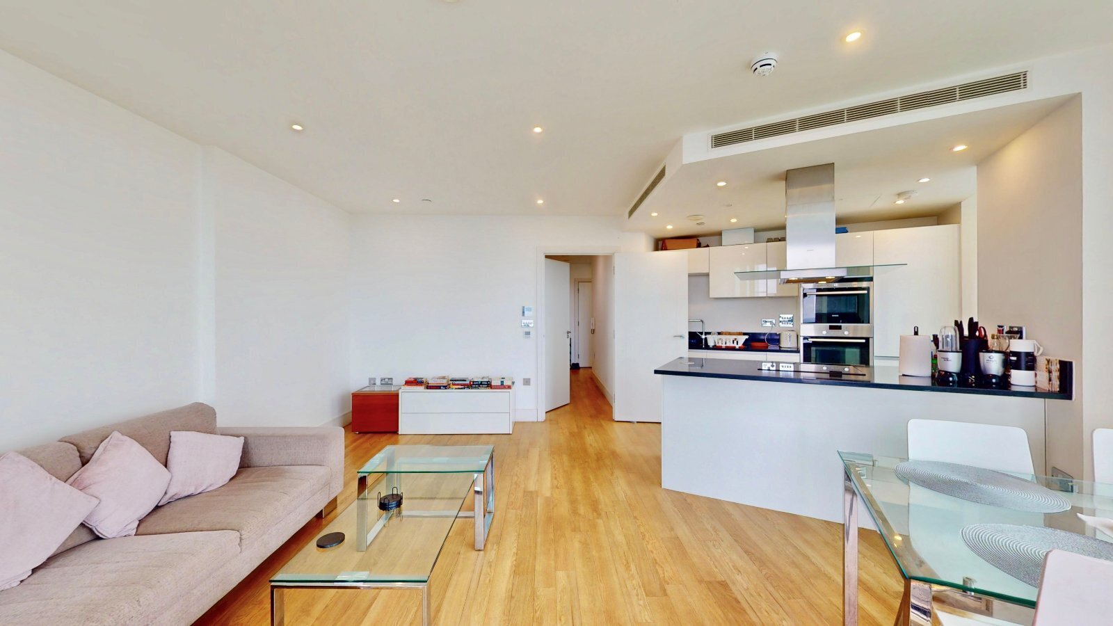 Surrey Quays Road, London, Greater London, SE16 Image 6