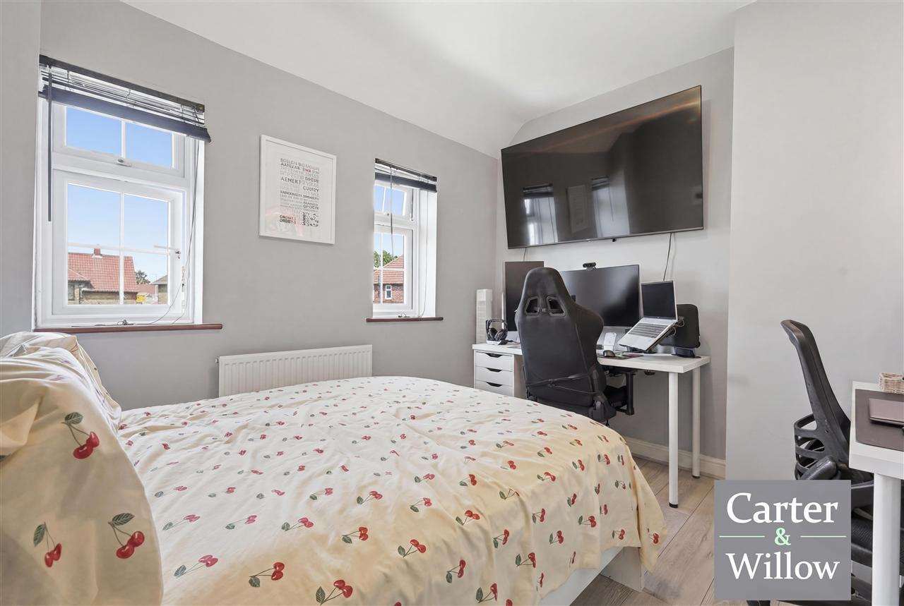 Becontree Avenue, Essex Image 11