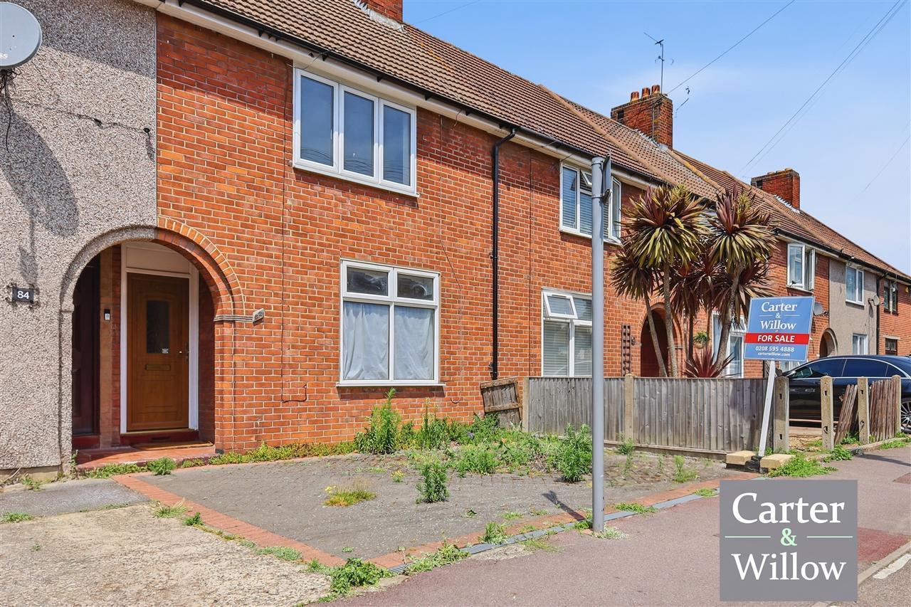 Stamford Road, Essex Image 2