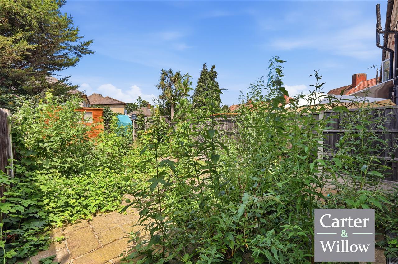 Stamford Road, Essex Image 10