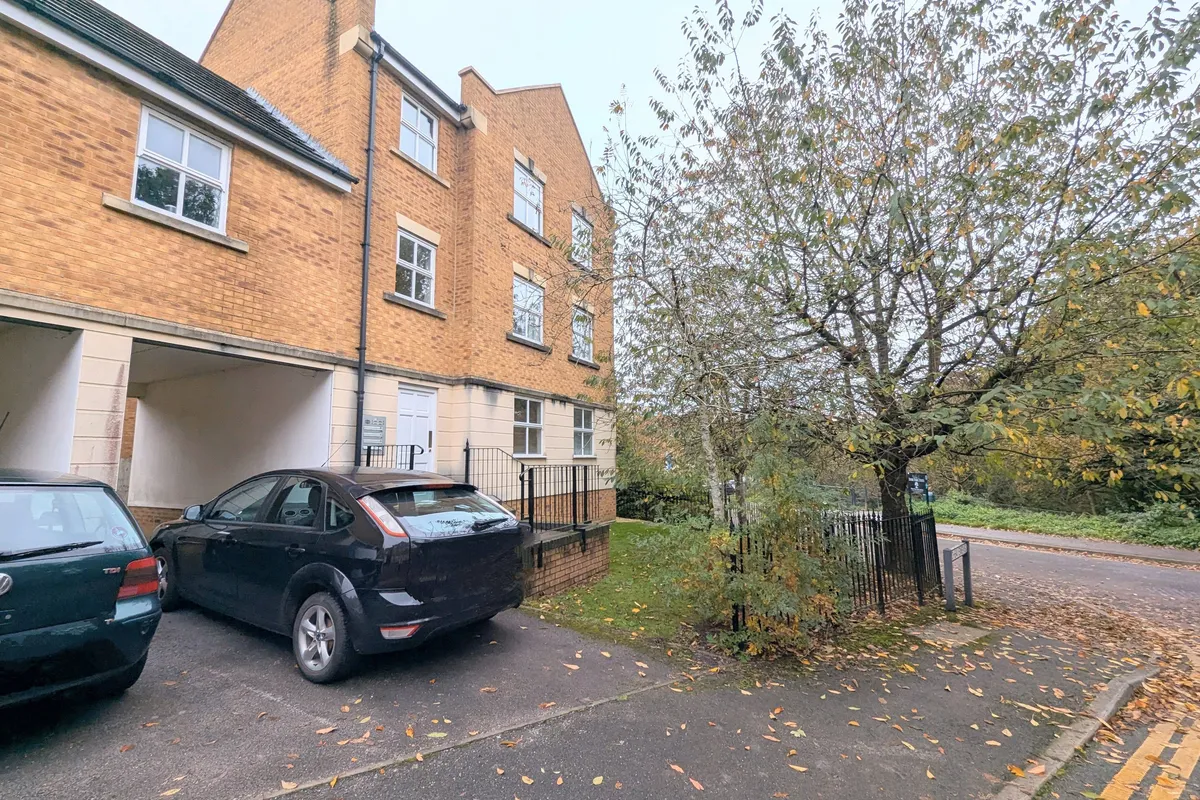 Jellicoe Avenue, Stapleton, BRISTOL