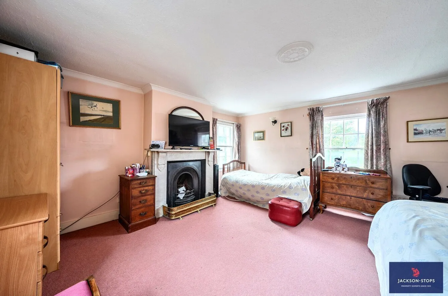 The Square, Aspley Guise, MK17 photo 16