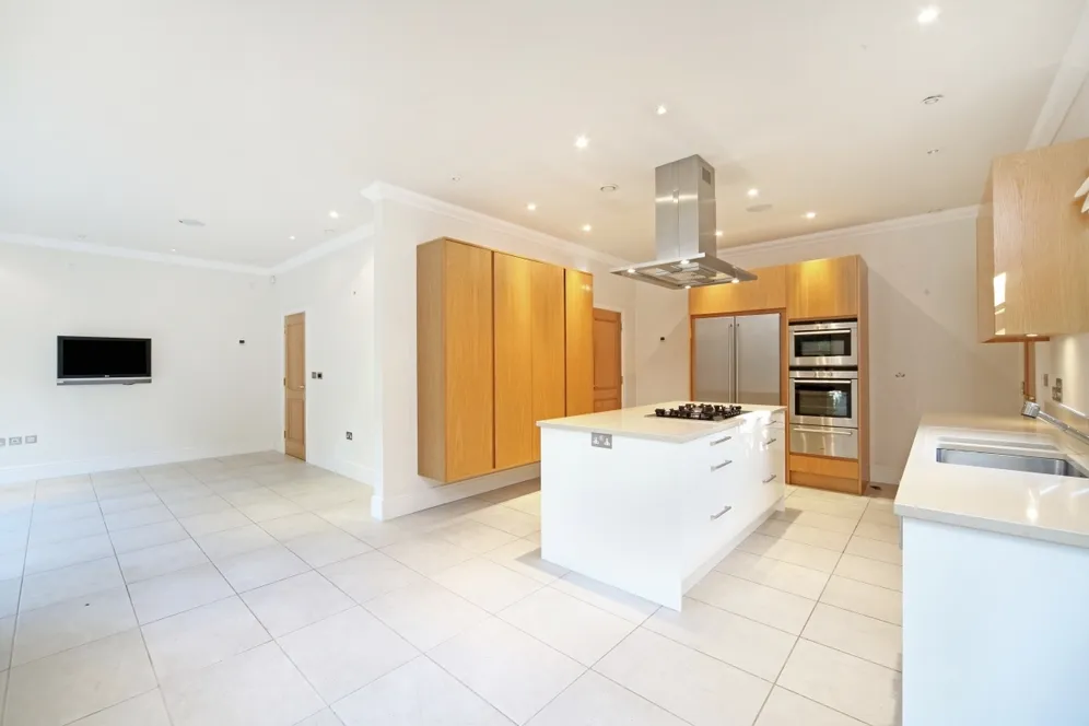 Burleigh Road, Ascot SL5 photo 2