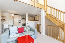 Charles II Place, Chelsea, SW3 photo 3